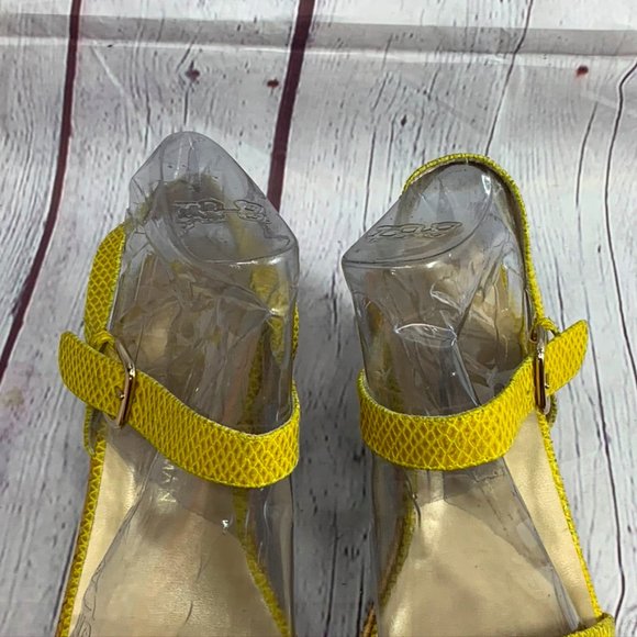 Stuart Weitzman Yellow Snake Embossed Strappy Cork - Picture 3 of 10
